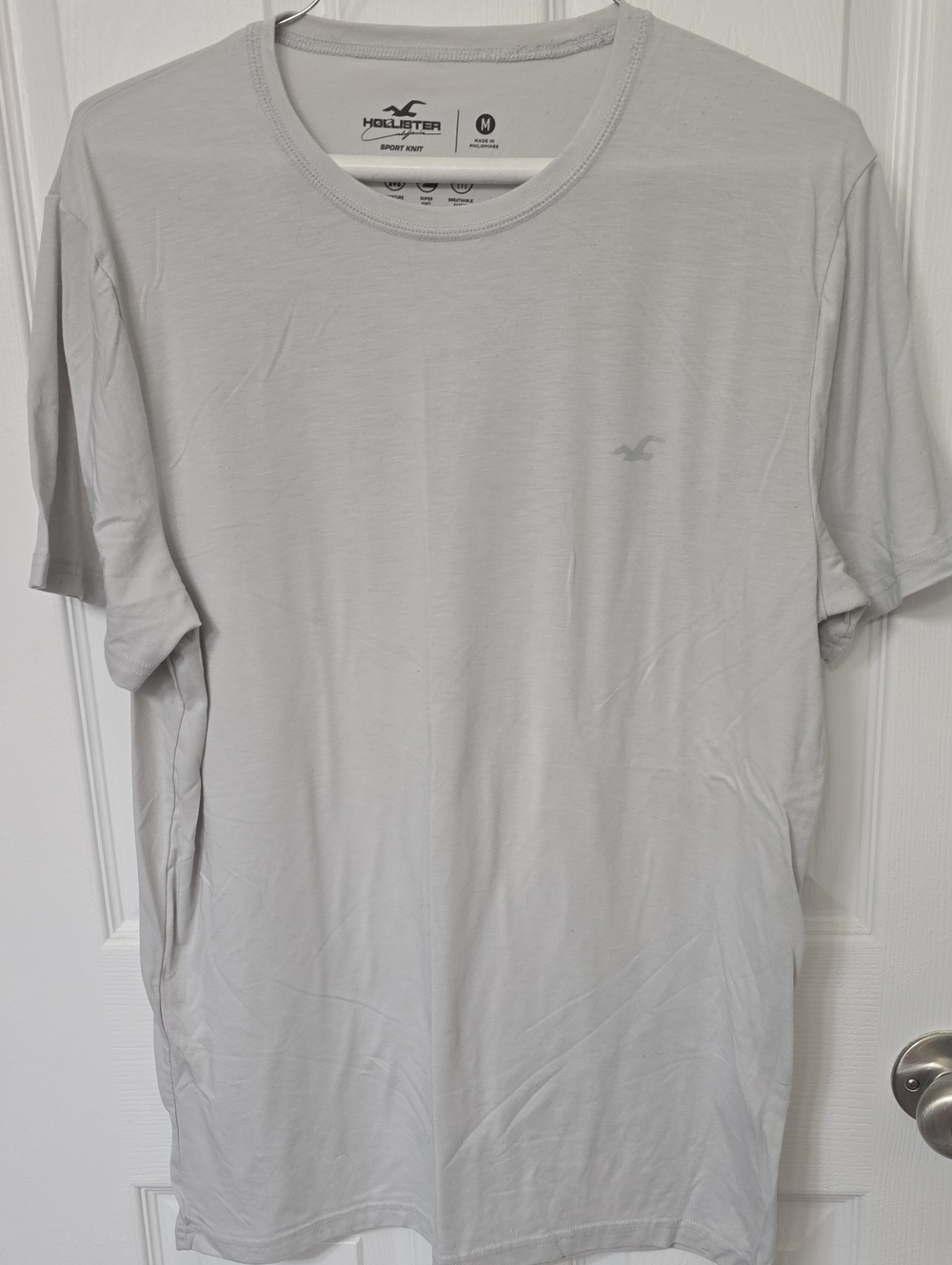 EUC Hollister Light Gray T-shirt